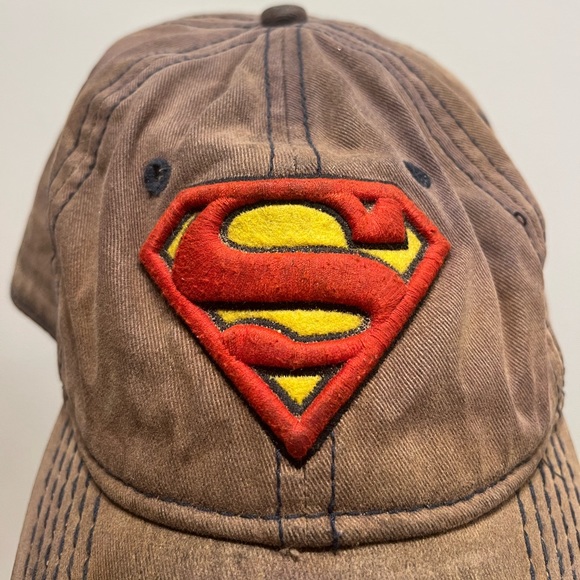 Incredible Vintage Superman Ball Cap 🧢 adjustable, officially licensed - Picture 2 of 9